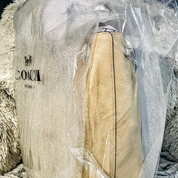 BNWT - COACH x JEAN-MICHEL BASQUIAT KLEO BACKPACK (C5662) - Picture 9 of 11